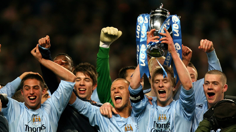 [网球]中国队逆转比利时队 赢得联合杯开门红