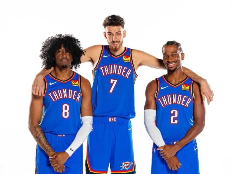 #封面故事 🗞️ 马卡报专访卡佩罗：皇马巨星从未施压 来源：马卡报#封面故事 🗞️ 马卡报专访卡佩罗：皇马巨星从未施压 来源：马卡报