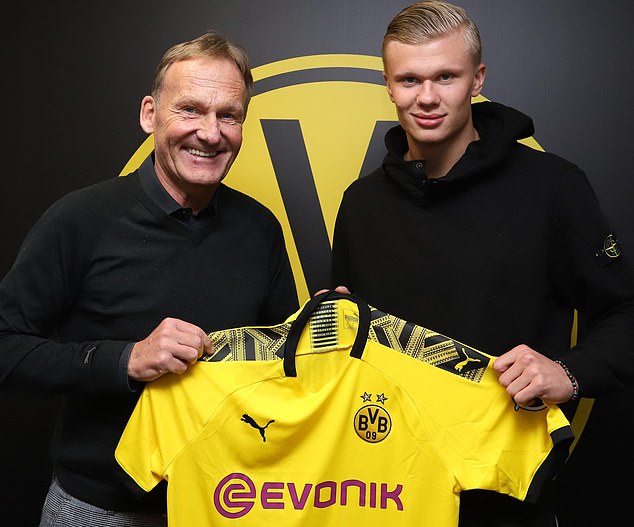 电竞赛事累计观看人次超10亿，2025CF手游十周年盛典暨CFML秋季赛S18总决赛收官