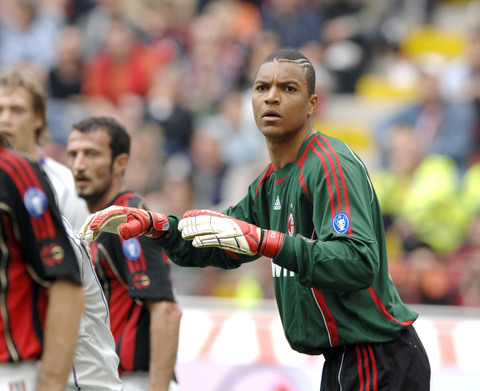 体系球王？梅西在时巴黎欧冠连续十六郎，梅西离