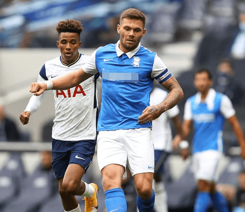 迪马：佛罗伦萨引进利兹联前锋哈里森达原则协议，正敲定最终细节