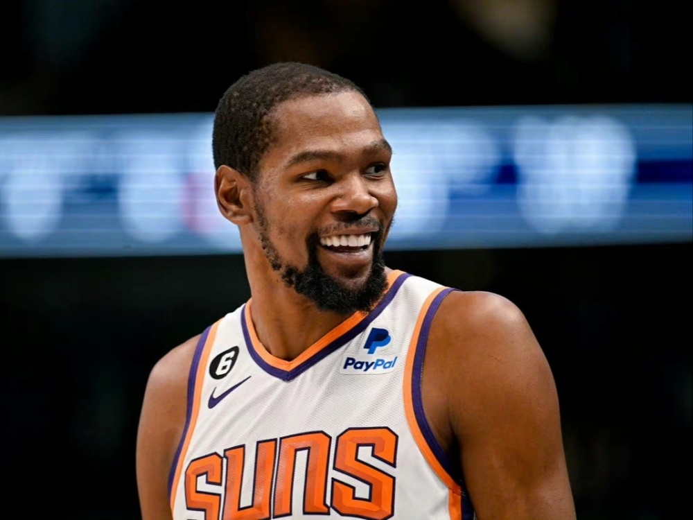 NBA焦点对决赛后复盘 关键回合与战术调整解读